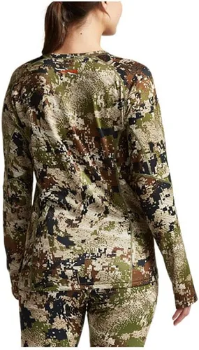Vista 4 de SITKA Women's Core Midweight Camo Long Sleeve T-Shirt