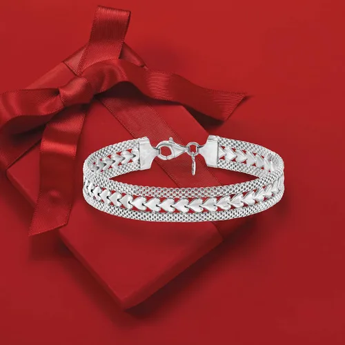 Vista 4 de Ross-Simons - Pulsera con diseño de corazón de plata italiana