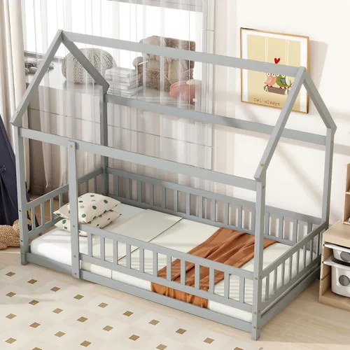 Vista 3 de Harper & Bright Designs Marco de cama de piso de casa de tamaño individual con barandillas de techo y valla, cama Montessori de madera maciza, fácil