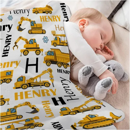 Vista 5 de Manta de Bebé Personalizada con Camiones de Construcción Personalizados Camión Volquete Mantas con Nombre para Niños y Niñas Manta Suave de Arrullo