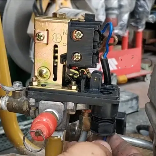 Vista 5 de Válvula de Control de Interruptor de Presión del Compresor de Aire Central Pneumatic, 4 Vías 90-120 PSI, 110V-240V Voltaje Amplio, Pieza de Repuesto
