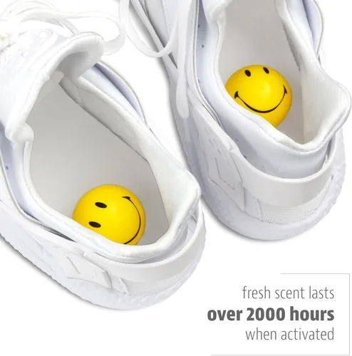 Vista 21 de Sof Sole Sneaker Balls - Bolas desodorizantes para zapatos, bolsas de gimnasio y casilleros, 1 par, Soccer