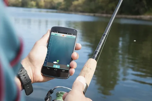 Vista 10 de Reelsonar iBobber - Buscador de peces inalámbrico portátil Bluetooth con medidor de profundidad, rango de profundidad de 41 metros, vida útil