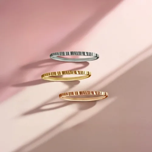 Vista 5 de Melanie Golden Jewelry Rugged Stacking Rings Silver, Gold, or Rose Gold Lined Hammered Stackable Ring Bands (2.5, 14K Gold Fill)