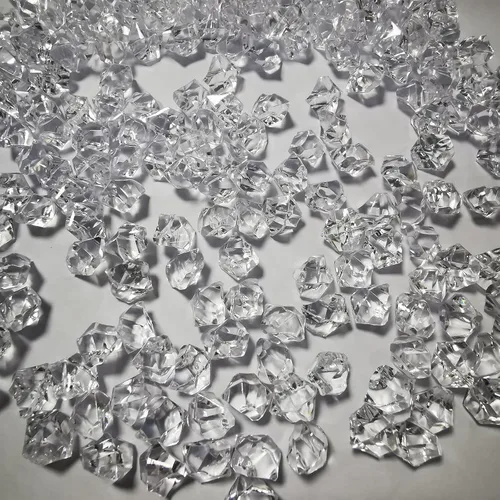 Vista 2 de Cubitos de hielo falsos, 1000 piezas de rocas de hielo acrílicas para centros de mesa, 0.433 x 0.551 in de dispersión de mesa de hielo artificial