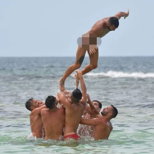 Vista 3 de Traje de baño disolvente para broma, divertido regalo para hermano, novio, despedida de soltero, fiesta en la playa en la piscina