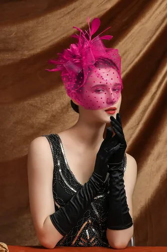 Vista 2 de Comott Tocado con diadema de plumas para mujer, tocados para fiesta de té con clip Derby para niñas y mujeres