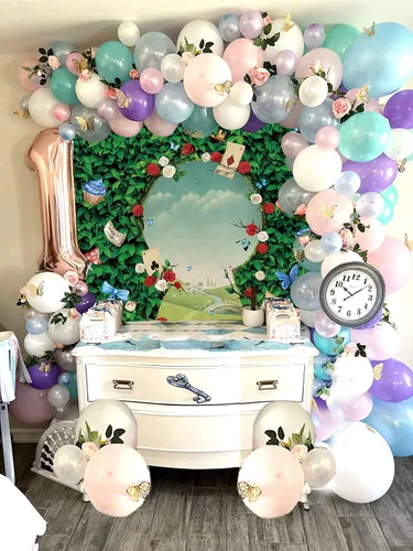 Vista 2 de Fondo para fotografía de fiesta de té de rosas, hojas verdes, sombrero mágico, decoración de tablero de ajedrez, princesa, niñas, cumpleaños