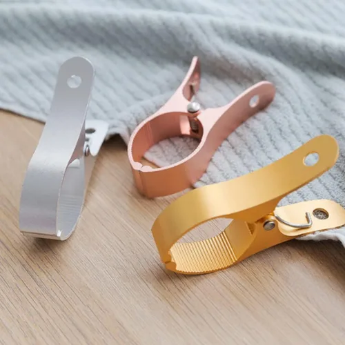 Vista 2 de Zerodeko Clips de alta resistencia, 2 clips para toallas de playa, resistentes al viento, abrazaderas de edredón de aleación de aluminio, clips