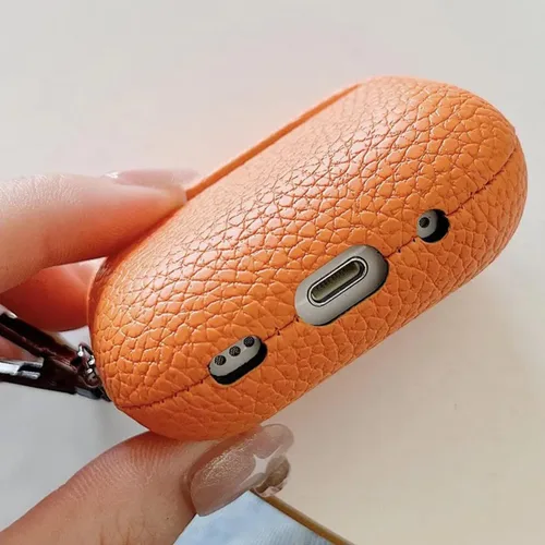 Vista 3 de Funda personalizada con nombre para AirPods Pro, añade tus propias iniciales personalizadas, monograma, funda de lujo de cuero vegano para Air Pods