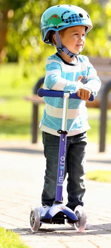 Vista 3 de Micro Kickboard - Mini Deluxe - Patinete Micro de tres ruedas de diseño suizo inclinado para dirigir