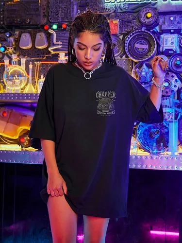 Vista 2 de WDIRARA Camiseta de manga larga con estampado gráfico de letras para mujer