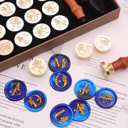 Vista 8 de SWANGSA Kit de sellos de cera del alfabeto, diseño de mariposa vintage, 26 letras A-Z con 2 asas de madera, kit de regalo para invitación de boda