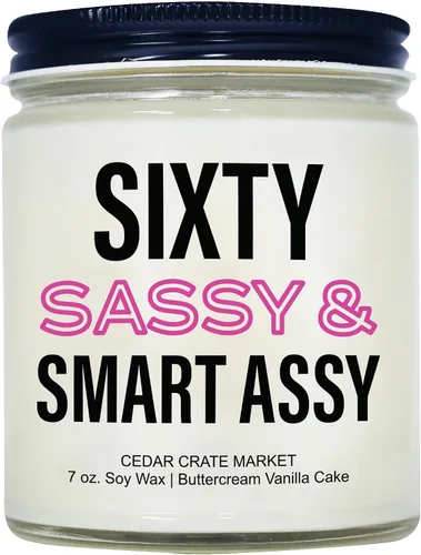 Vista 7 de Cedar Crate Market -Regalos de cumpleaños número 16 para niñas, vela de cumpleaños dulce de 16 años, aroma a pastel de vainilla y crema de Dulce 16