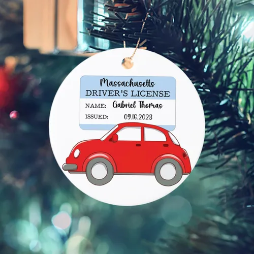 Vista 3 de Adorno de licencia de conducir personalizado de felicitaciones, adorno de Navidad con mi licencia de conducir 2026, texto y fecha con nombre