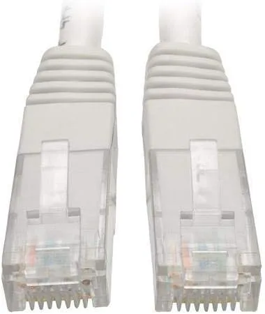 Vista 32 de Tripp Lite Cable de conexión moldeado Gigabit Cat6 Cat5e RJ45 M/M 550MHz Negro