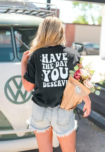 Vista 6 de ASTANFY Camisetas de gran tamaño para mujer camiseta con texto en inglés "Have the Day You Merere", divertidas camisas de esqueleto informales