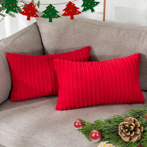 Vista 128 de UGASA - Fundas de almohada decorativas de terciopelo suave y sólidas de Navidad para sala de estar/sofá, 16 x 16 pulgadas, 2 unidades, color burdeos