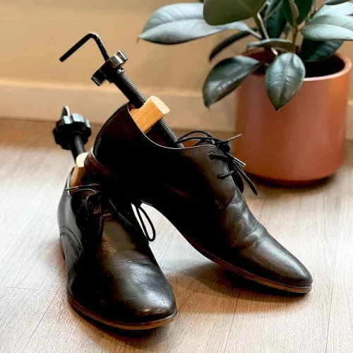 Vista 5 de Camilla ajustable para zapatos Unisex de madera elástica