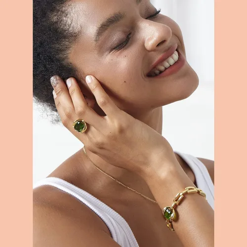 Vista 4 de EF ENFASHION Anillo de piedra verde de acero inoxidable chapado en oro con circonita y cristal para mujeres y niñas talla de EE UU 678 Acero