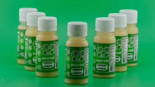 Vista 4 de SIM SIM Green Immunity Shots Antiinflamación Vegano, sin gluten Jengibre orgánico y limón Inyecciones de bienestar Refuerzo de inmunidad