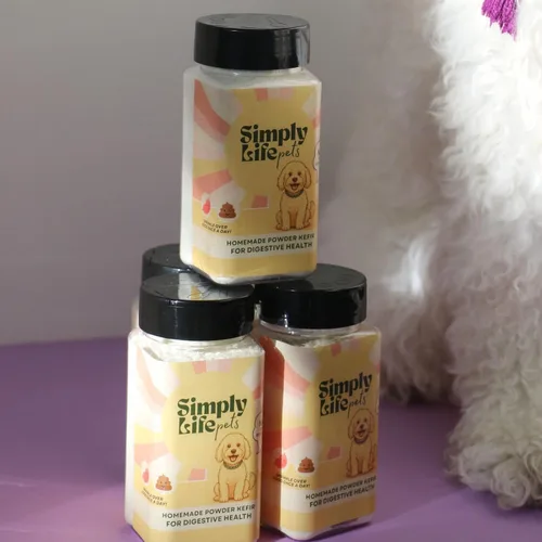 Vista 4 de Simply Life Pets - Probiótico en polvo de kéfir para perros, liofilizado, apoyo digestivo e inmunológico natural (1 onza)