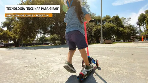 Vista 5 de Scooter para niños de la marca Razor, modelo T3