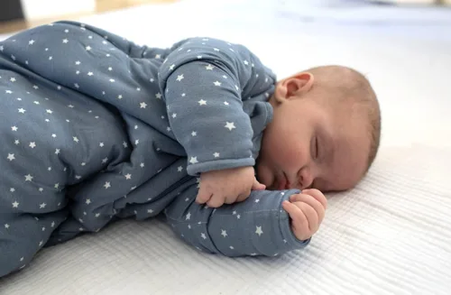 Vista 2 de GUNAMUNA Saco de dormir unisex de manga larga, bolsa de dormir para niños pequeños y bebés, rayón suave