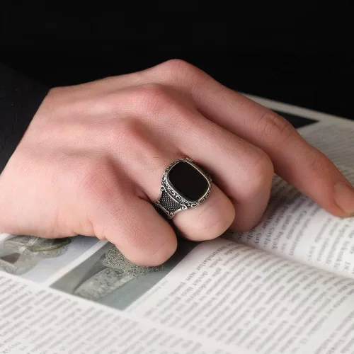 Vista 4 de 925 Sterling Silver Men Silver Ring with Onyx Stone, Handmade Engraved Black Onyx Gemstone Silver Ring, Gift for him, Minimalist Silver Ring