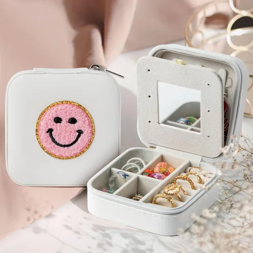 Vista 4 de Pequeño estuche de joyería de viaje preppy para mujer, mini organizador de joyas para viajes, caja de joyería de viaje preppy para anillos, aretes