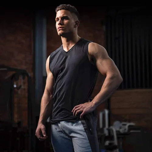 Vista 4 de COOFANDY Camiseta sin mangas para hombre, paquete de 3 camisetas sin mangas para gimnasio, cuello en V, culturismo, musculación
