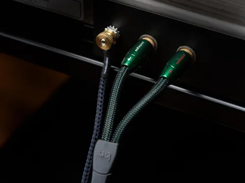 Vista 5 de AudioQuest Cable de interconexión de audio RCA Yosemite (2.0 ft, par estéreo)