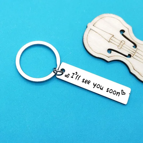 Vista 4 de Xiahuyu Llavero de regalo para relaciones a larga distancia, llavero con texto en inglés "I'll See You Soon", regalos para novio, novia, regalos