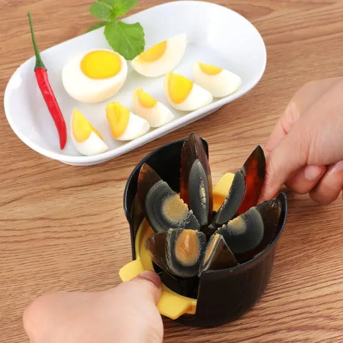 Vista 5 de Cortador de huevos de acero inoxidable 4 en 1 para huevos duros, frutas y más, cortador de huevos sin esfuerzo para ensaladas, sándwiches, tablas