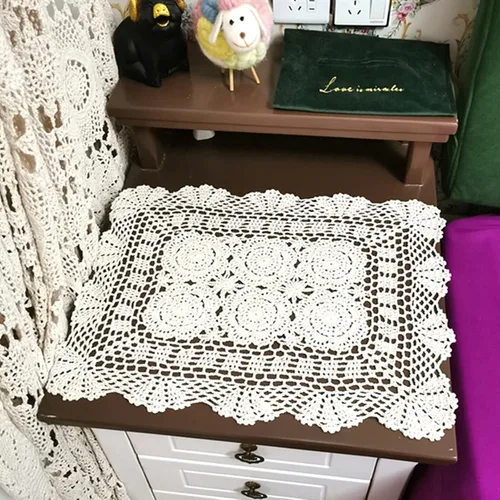 Vista 3 de Hsvanyr 15 x 27 pulgadas rectangular de algodón hecho a mano con encaje de ganchillo para mesa de café, tocador, bufanda, centros de mesa, decoración