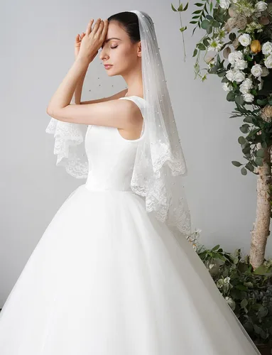 Vista 3 de EllieHouse - Velo de novia de 2 niveles con peine X30