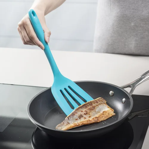 Vista 2 de Zeal Silicona antiadherente ranurado pescado rebanada/cocina Turner (11.8 in) -Aqua Agua