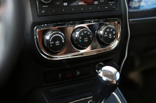 Vista 4 de 2011-2015 para Jeep Patriot, borde del botón interruptor de aire acondicionado, accesorios internos, ABS
