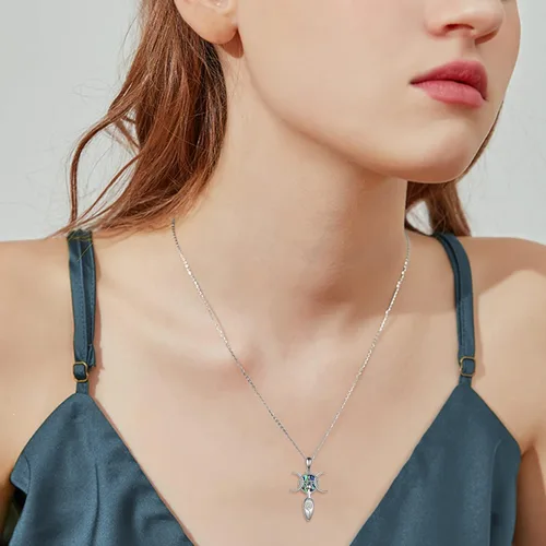 Vista 5 de YFN Celtic Necklace Sterling Silver Lucky Celtic Knot Pendant Jewelry Gifts for Women Girls