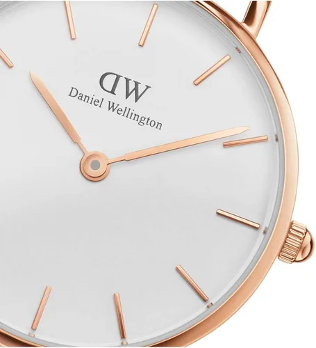 Vista 2 de Daniel Wellington Reloj pequeño Sheffield, correa de cuero negro italiano
