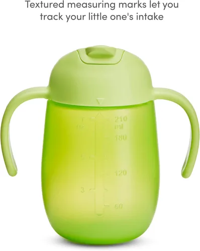 Vista 2 de Munchkin Simple Clean Trainer Vaso Entrenador Sippy Cup con Asas, 6+ Meses, 7 Onzas, Azul/Verde