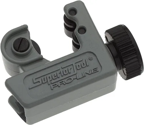 Vista 2 de Superior Tool 35078 78" O.D. Mini cortador de tubos de diámetro exterior de siete octavos, gris