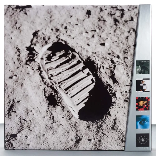 Vista 2 de Legacy - Digitally RemixedRemastered Numbered Series