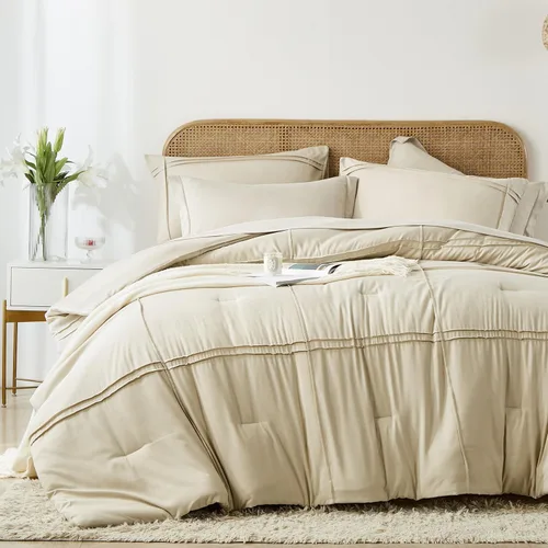 Vista 2 de Yogeneg Juego de edredón tamaño Twin de 5 piezas en una bolsa, juego de ropa de cama Twin con diseño de cuadrícula y pliegues beige, juego