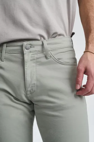 Vista 135 de Mavi Jake - Jeans para hombre, tiro regular, pierna ajustada