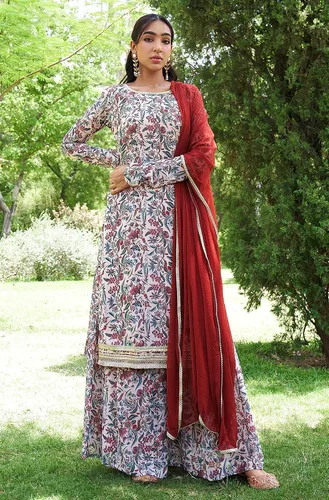 Vista 3 de Janasya Conjunto Kurta Embellecido con estampado floral digital rosa Georgette para mujer