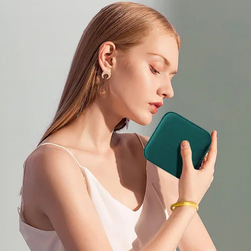 Vista 7 de Dajasan Joyero de viaje de terciopelo, mini estuche de joyería de viaje, pequeño organizador de joyas de viaje portátil con espejo para mujeres