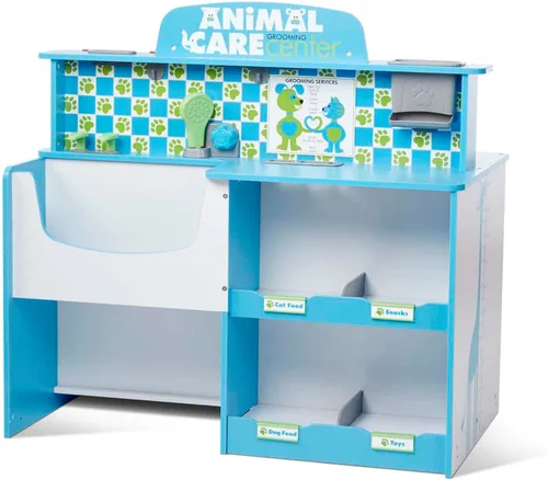 Vista 9 de Melissa & Doug Centro de actividades de cuidado de bebé Mine to Love para muñecas - Cocina, Guardería, Baño-Cambio
