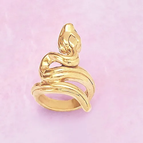 Vista 5 de Ross-Simons Anillo de serpiente de oro amarillo italiano de 18 quilates