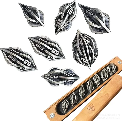 Vista 6 de Thyggzjbs Juego de dados Arcanum para juegos de mesa, juego de dados de metal tallado impreso en 3D, juego de dados huecos poliédricos DND RPG MTG